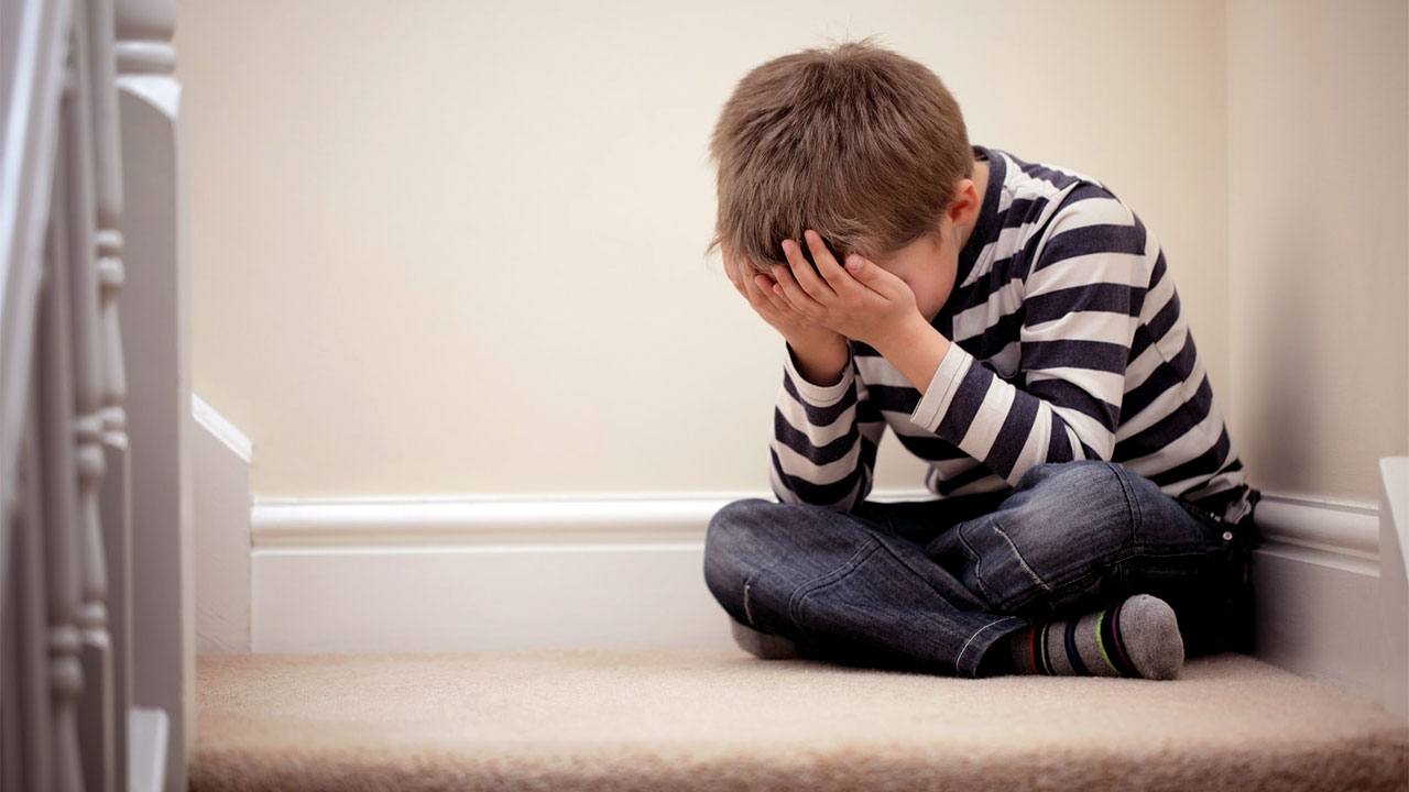 Çocukluk Travmaları Yetişkinlik Dönemini Nasıl Etkiler?